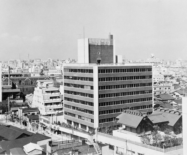 Head Office is relocated to Minato-ku, Tokyo.